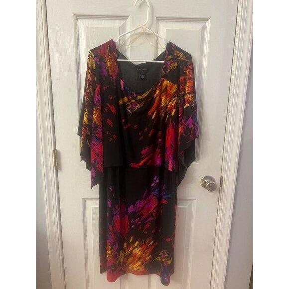 Signature by Robbie Bee‎ multicolor short sleeve dress. Nearly. Size 2X - Picture 1 of 3